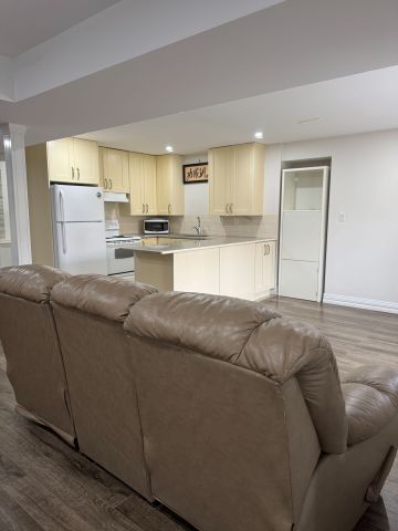 For Lease - 71 Slack Street, Bradford West Gwillimbury, Ontario - Photo 5