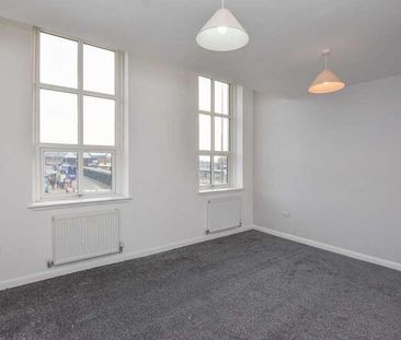 King Street, Leigh, WN7 - Photo 3