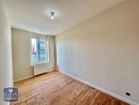 Appartement à louer 4 pièces 65.88m² - Photo 2