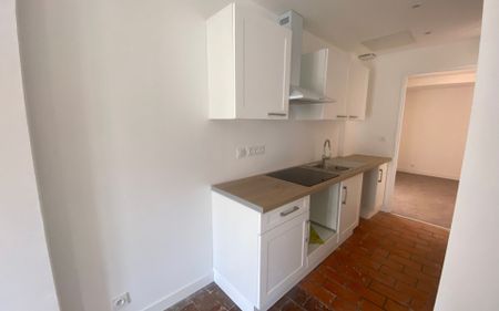 Appartement à louer 2 pièces • Le Beausset - Photo 2