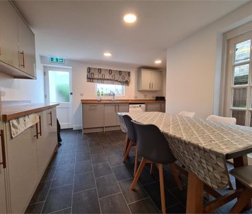 Room 5, 57 Cherry Hinton Road, Cambridge - Photo 6