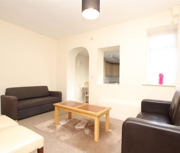 4 bedroom house to rent - Photo 3