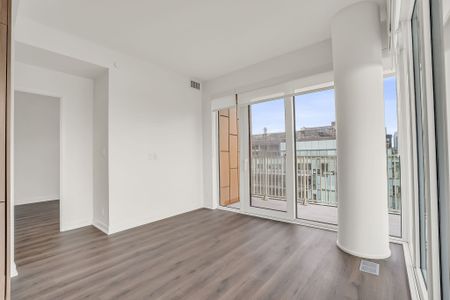For Lease - 88 Bathurst Street Unit# 1416, Toronto, Ontario - Photo 2