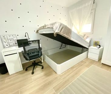 Avenida de los Ángeles, Getafe, Community of Madrid 28903 - Photo 4