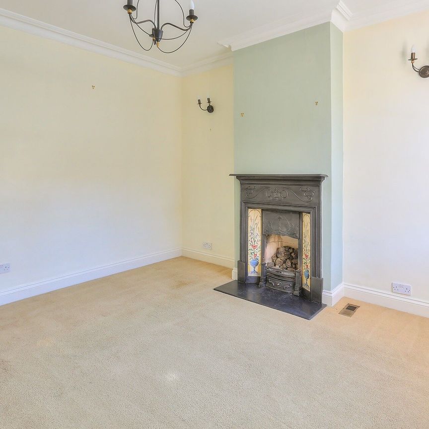 Available unfurnished from 20/05/2026 - Photo 1