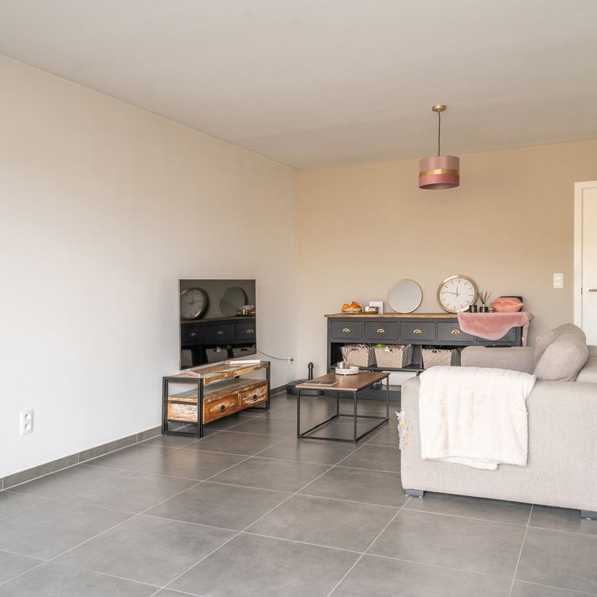 APPARTEMENT MET LIFT EN TERRAS - Photo 1