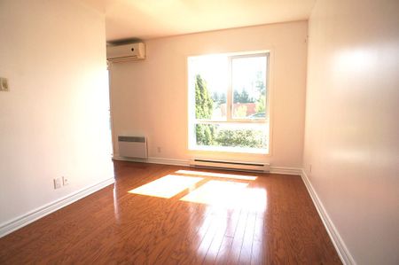 Condo for rent, Laval (Laval-des-Rapides) - Photo 2