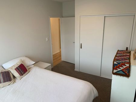 2 bedroom apartment in Onehunga - Photo 5
