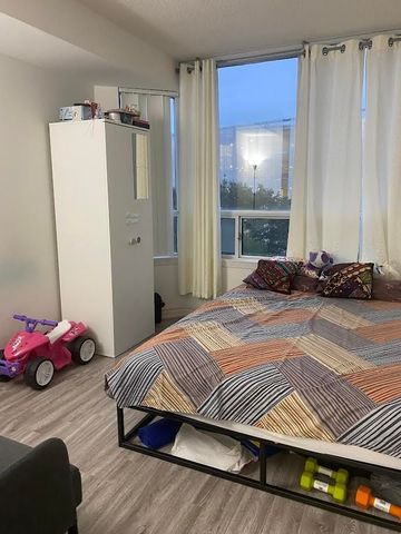 For Lease - 135 Hillcrest Avenue Unit# 502, Mississauga, Ontario - Photo 2