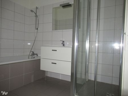 F4 DE 119 m² - impasse de la Cloche CHALON SUR SAONE. - Photo 5