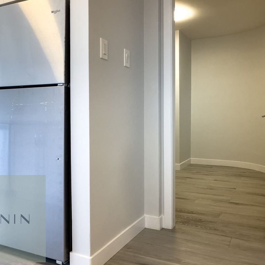 1001 6th Avenue condo — New Westminster, BC (2-Bedroom) - 2 Bedroom - Photo 1