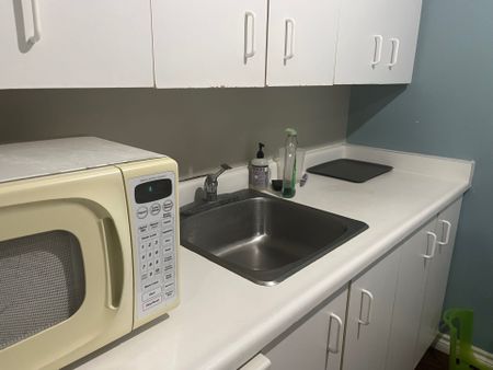 For Lease - 44 St. Joseph Street Unit# 905, Toronto, Ontario - Photo 3