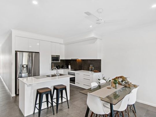 125 Riveredge Boulevard, Oonoonba QLD 4811 - House For Rent | Domain - Photo 1
