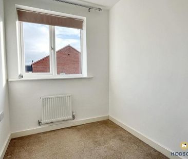 3 bedroom semi-detached house to rent - Photo 3