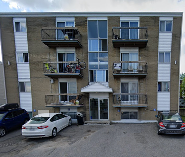 Beau grand 4 1/2, Beauport, demi sous-sol WIFI - Photo 5