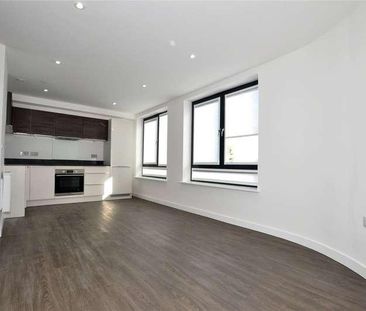 Prestige House, High Street, Egham, Surrey, TW20 - Photo 3