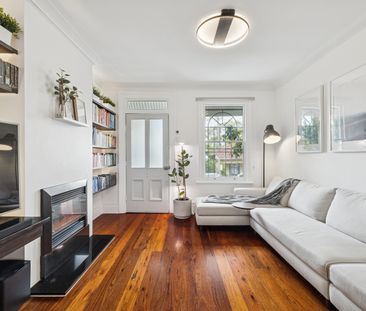 22 Red Lion Street, Rozelle NSW 2039 - House For Rent | Domain - Photo 1