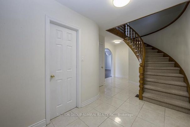 For Lease - 7881 Dufferin Street Unit# Entire Property, Vaughan, Ontario - Photo 1