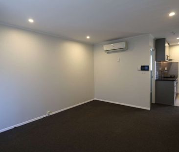 Very tidy two bedroom unit - Photo 4