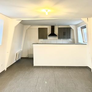 Location Appartement 2 pièces 31m² ROUBAIX 59100 - Photo 2