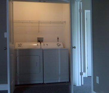 950 Oxford St E. - Photo 3