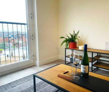 2 bedroom apartment to rent - Photo 6