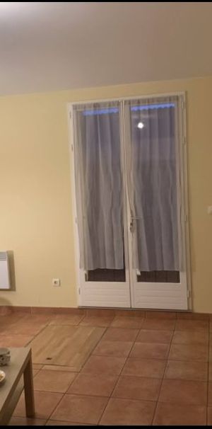 Location Appartement 1 pièce 25m² BORDEAUX 33800 - Photo 1