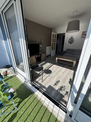 Location Appartement 5 pièces 96m² LANESTER 56600 - Photo 1