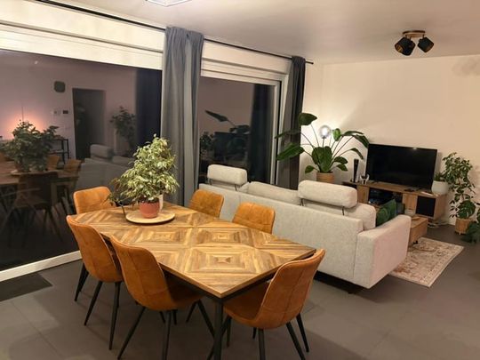 Appartement te huur - Photo 1