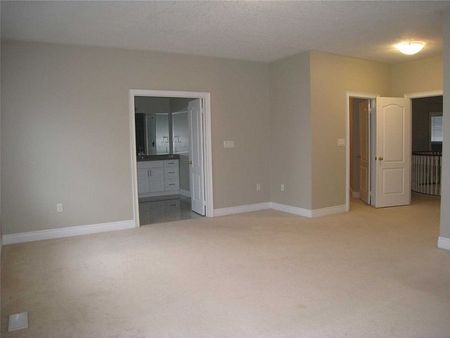 For Lease - 2 McNutt Street Unit# UPPER LEVEL, Brampton, Ontario - Photo 4