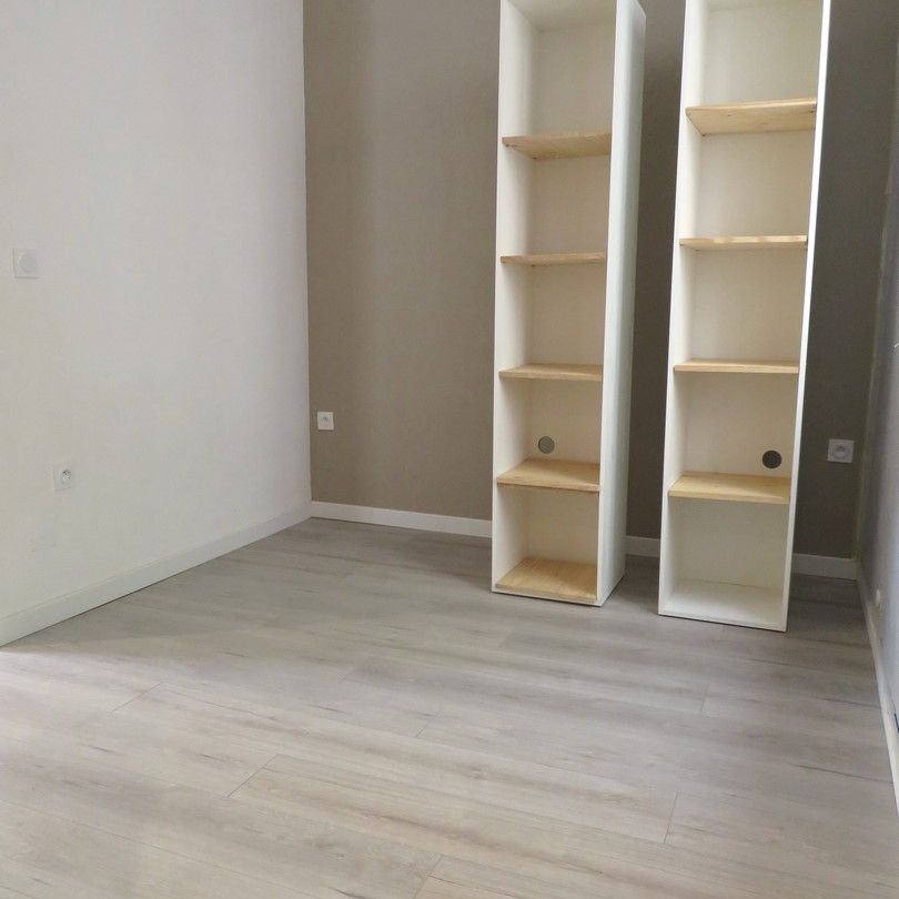 T2 Quai de la Fontaine 31m² Nîmes 420€ H.C - Photo 1