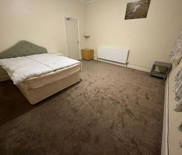 Room in a Shared House, Ivor Road, B11 - Photo 2