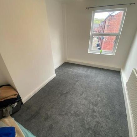 2 bedroom house to rent - Photo 1