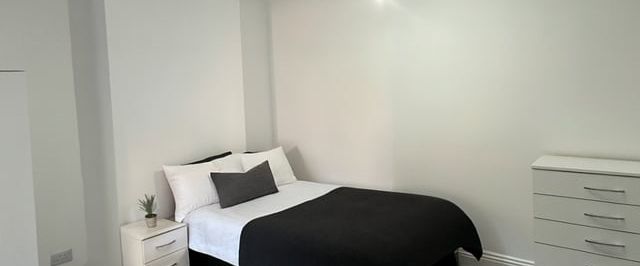 Room in a Shared House, Mercia Drive, B14 - Photo 1