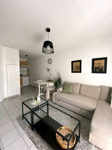 Apartment - Photo 2
