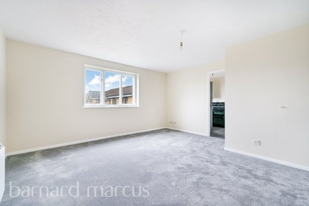 Redford Close - Photo 1