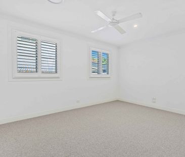 5 Kapala Street, Southport QLD 4215 - House For Rent | Domain - Photo 6