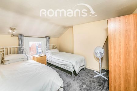 3 bedroom apartment to rent - Photo 3