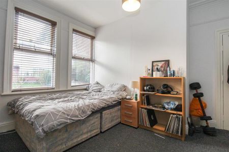 7 bedroom terraced house to rent - Photo 5