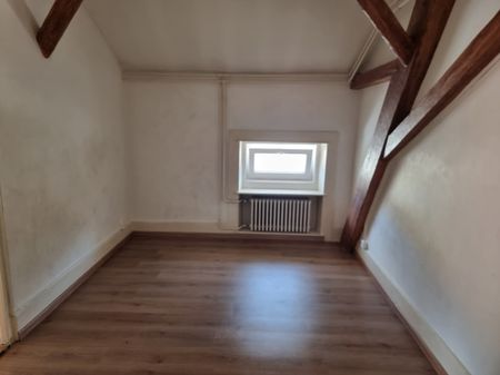 Grand appartement de 6 pièces au centre du village - Photo 5