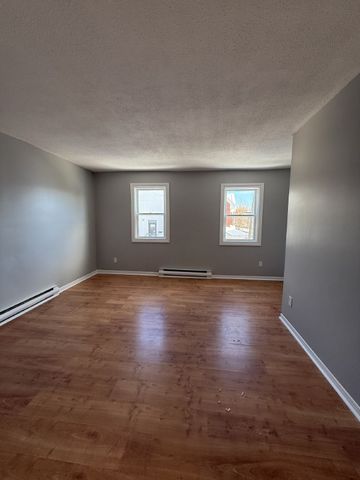 23 Lowrey Street - 3 - Photo 4