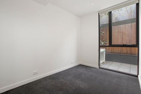 Secure Apartment in Prime South Yarra Location - Photo 3