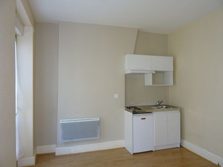 Location Appartement 2 pièces 26m² ORLEANS 45000 - Photo 4