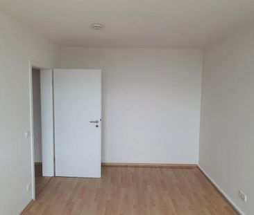 Neu renovierte 2-Zimmer-Wohnung mit tollem Ausblick - Photo 1