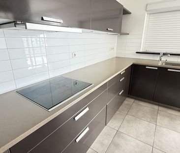 Location Appartement 4 pièces 105m² FORT DE FRANCE 97200 - Photo 4