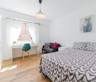 Avinguda de Blasco Ibez, Valencia, Valencian Community 46022 - Photo 2