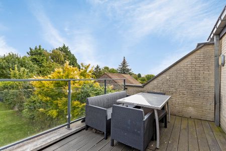 Duplex appartement met twee slaapkamers en terras. - Photo 3