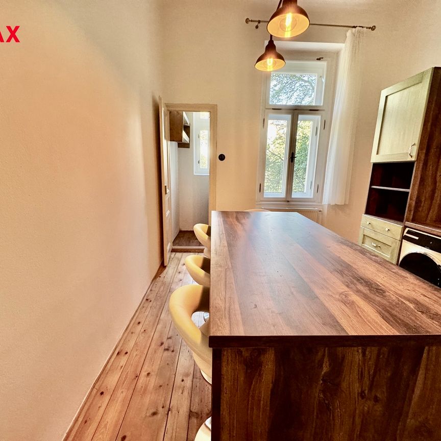 Pronájem bytu 3+1 v osobním vlastnictví 97 m², Praha 3 - Vinohrady - Photo 1