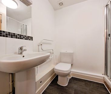 Hanover Buildings, SO14 - Photo 5