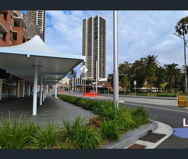 CONVENIENTLY LOCATED! - Photo 5